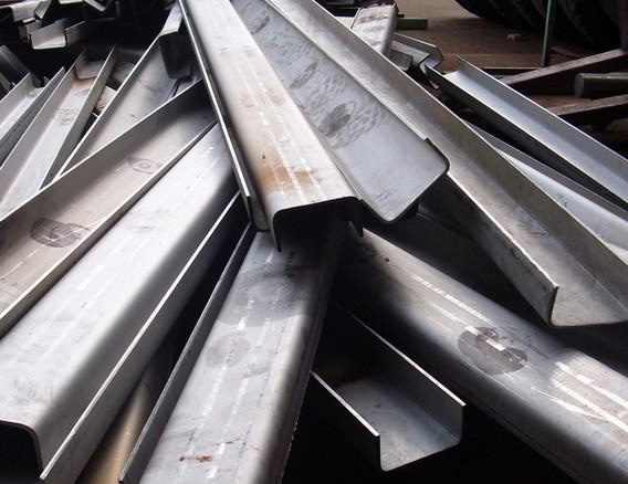 鋼板折彎.jpg 鋼板折彎.jpg